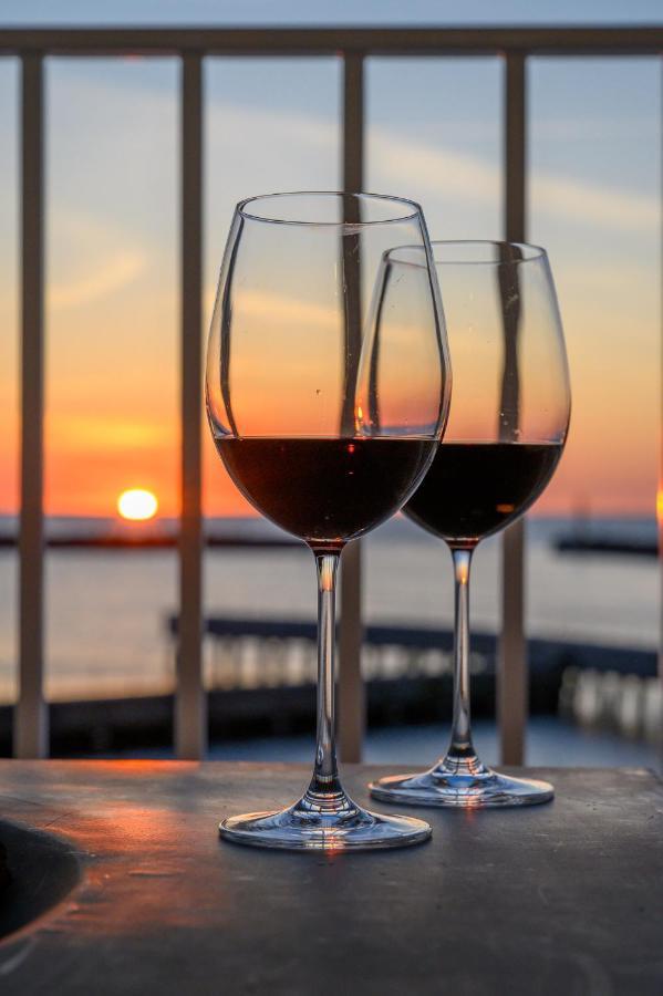 Sunset Boulevard 1 Apt 9 Bulwar Zachodzacego Slonca 1 W Marina Royale 달로브코 외부 사진